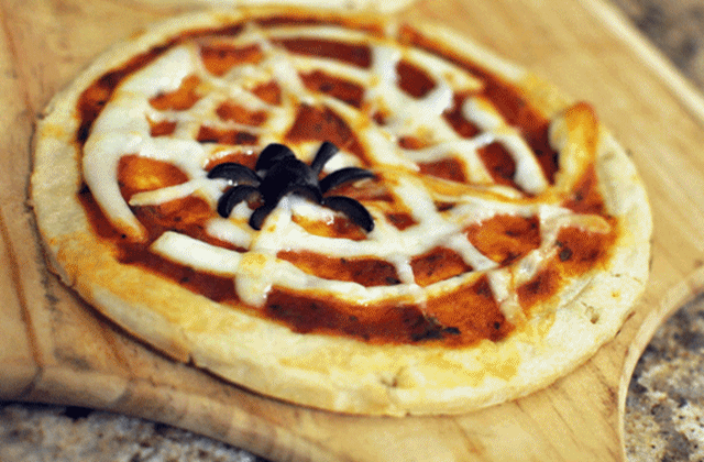 Pizza ragnatela per Halloween