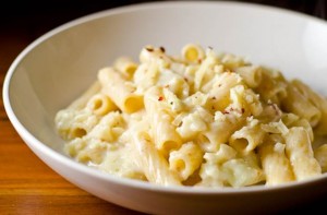 Pasta con il cavolfiore alla napoletana
