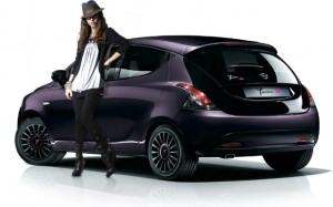 Lancia Ypsilon per le donne con stile