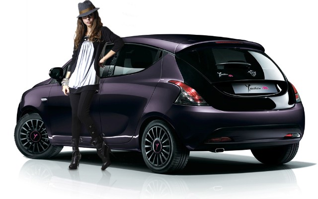 Lancia Ypsilon per le donne con stile