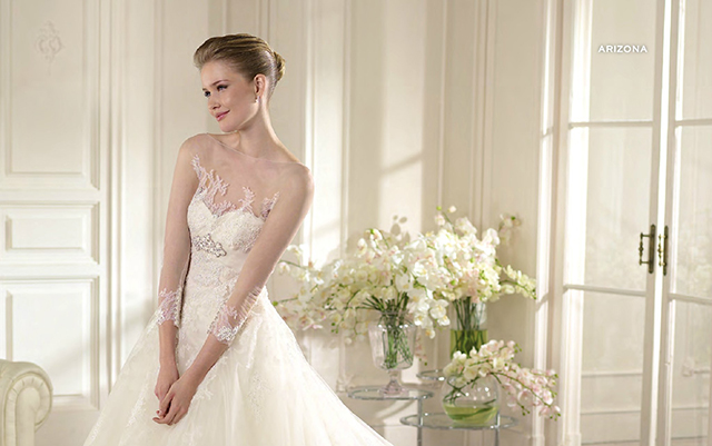 Abito da sposa con maniche lunghe