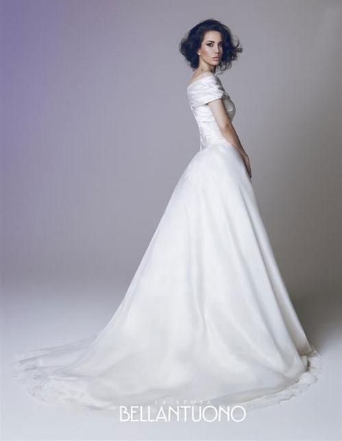 Abito da sposa con gonna ampia dalla collezione 2015 Bellantuono