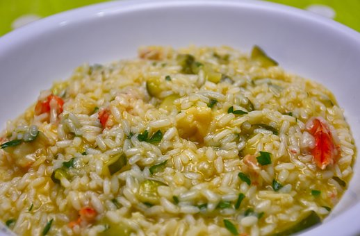 Quali sono tutte le cose da sapere per preparare un buon risotto? Ecco consigli e errori da evitare che forse ancora non conoscevi.