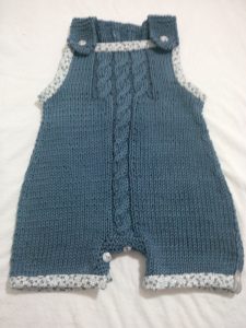 Tutina ai ferri con cardigan, Progetto Ajroldi Barbara