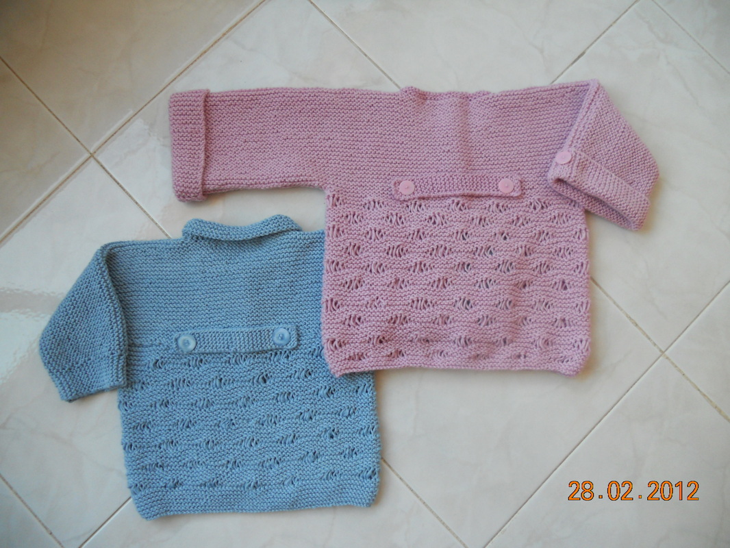 Ecco un giacchino facile Progetto di Barbara Ajroldi www.tricotting.com