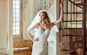 Nicole Spose abito a sirena