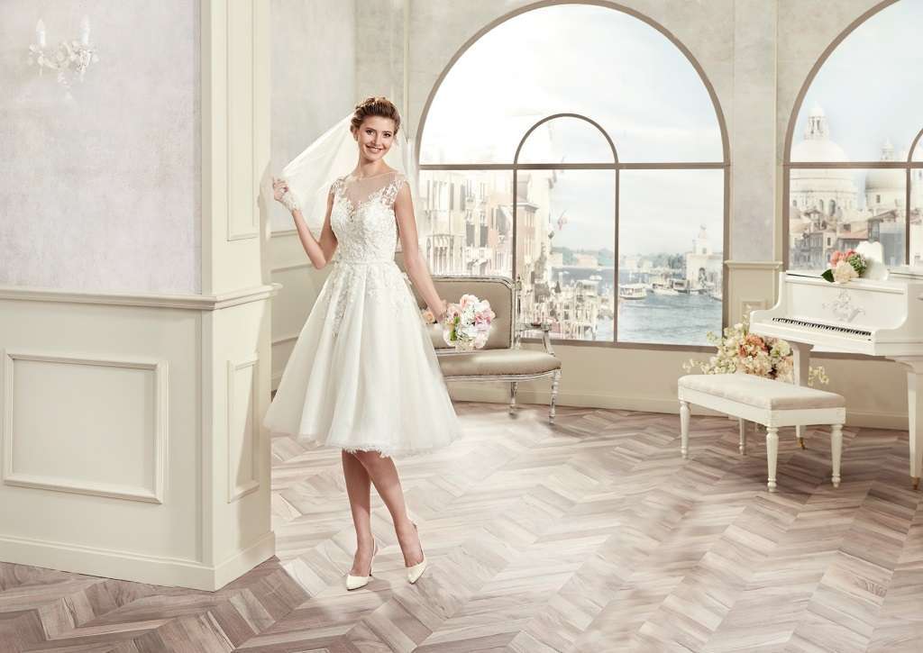 Abito da sposa corto Colet
