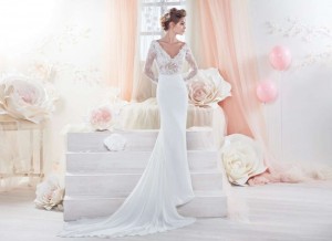 Abito con top in pizzo