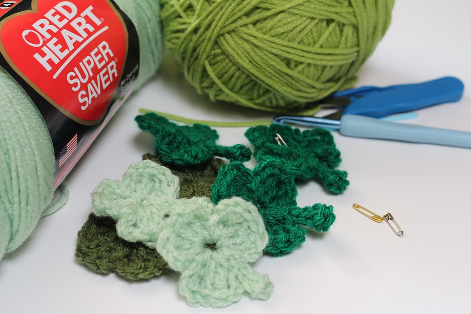 Holiday Irish Luck Shamrock Green Symbol Crochet