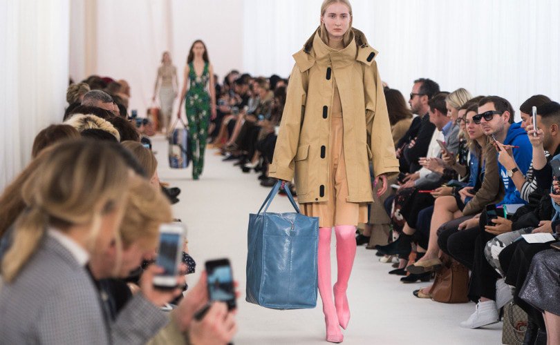 Trend color cammello