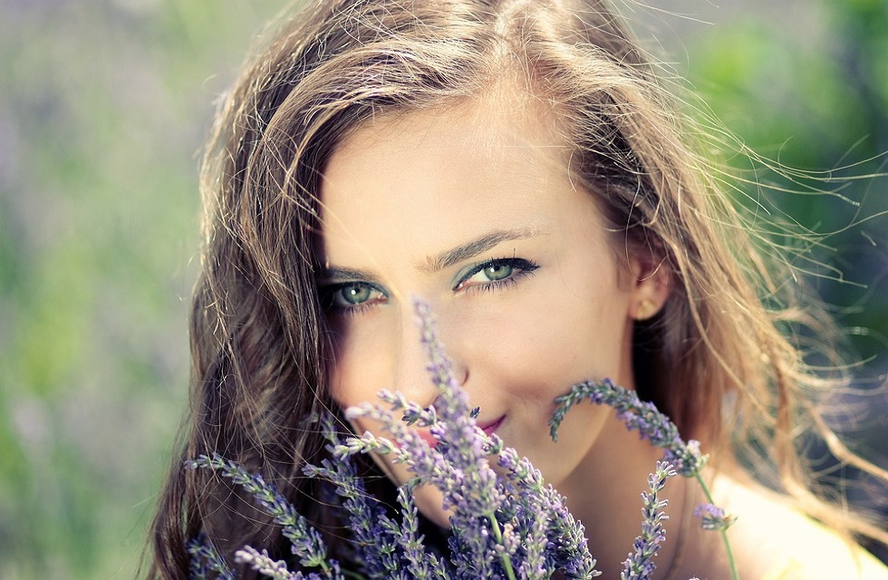 Il color lavanda per gli abiti dell'estate 2018