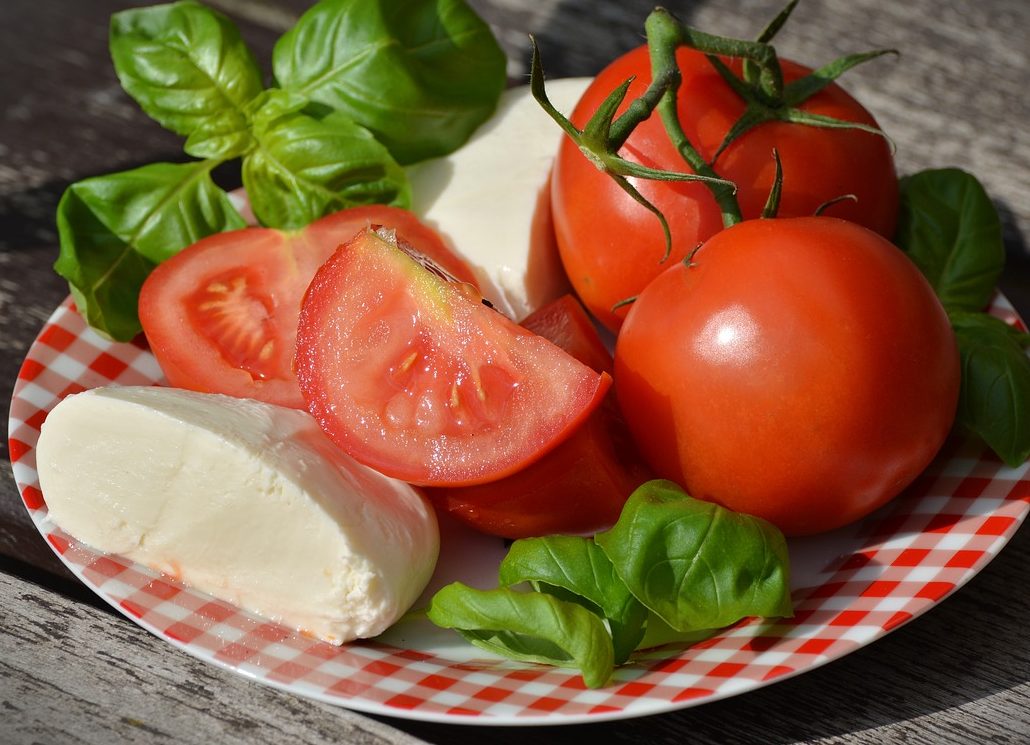 Con la dieta del pomodoro puoi perdere un paio di chili in una settimana