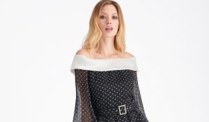 Abito in chiffon a pois elegante