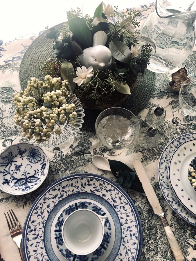 Tavola Pasquale apparecchiata