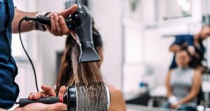 Nuovo DPCM ulteriori restrizioni, ma i parrucchieri restano aperti