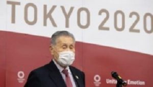 Tokyo, Mori si scusa con le donne: “Quello che ho detto è contrario allo spirito olimpico e riconosco che era inappropriato”