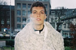 Sanremo 2022, chi è Blanco, età, vero nome, fidanzata