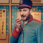 Costantino Della Ghirardesca, conduttore di Pechino Express 2022.