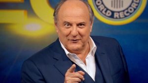 Gerry Scotti, conduttore de Lo Show dei Record.