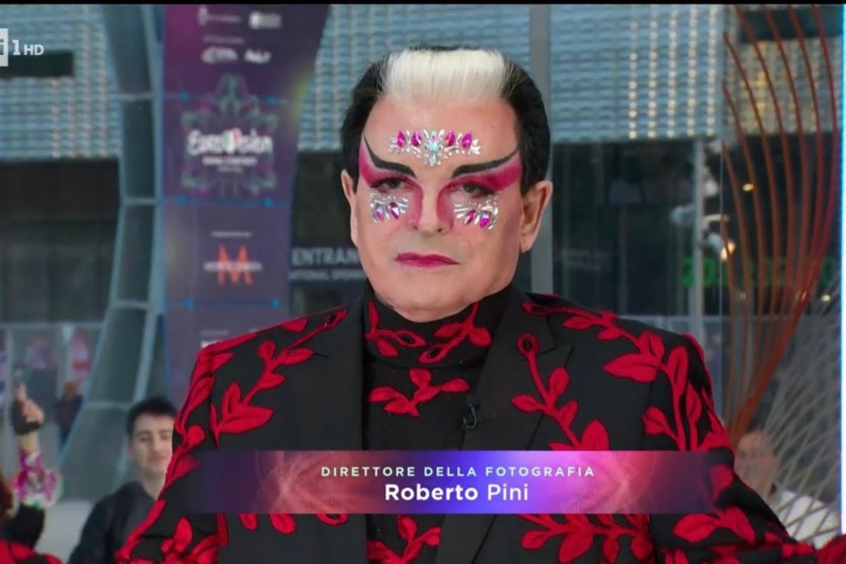 Cristiano Malgioglio a Eurovision 2022.