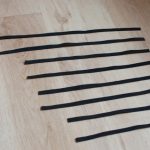 Le striscioline dovranno essere come in foto.