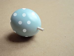 Uova di Pasqua fai da te con messaggio segreto