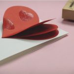 Biglietto d'auguri fai da te pop-up