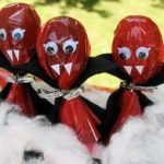 Lavoretti Halloween fantasmi: il vampiro lecca lecca