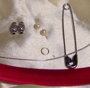 Realizzare una spilla per la Festa della Mamma