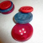 Collana fai da te con bottoni