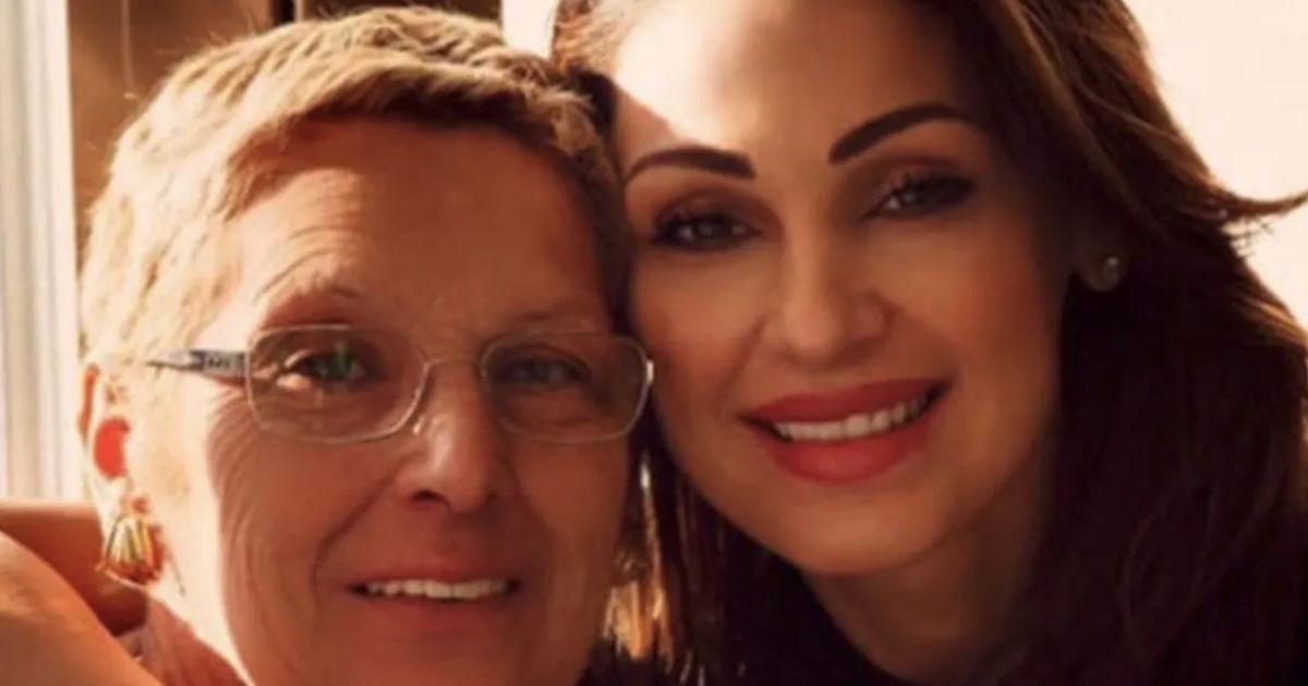 Anna Tatangelo e la madre.