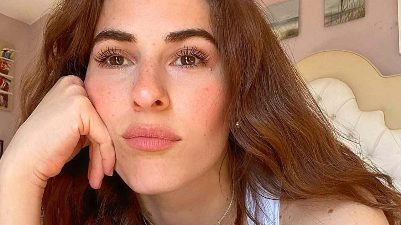 spathiphyllum peace lily plant on white background planted for home