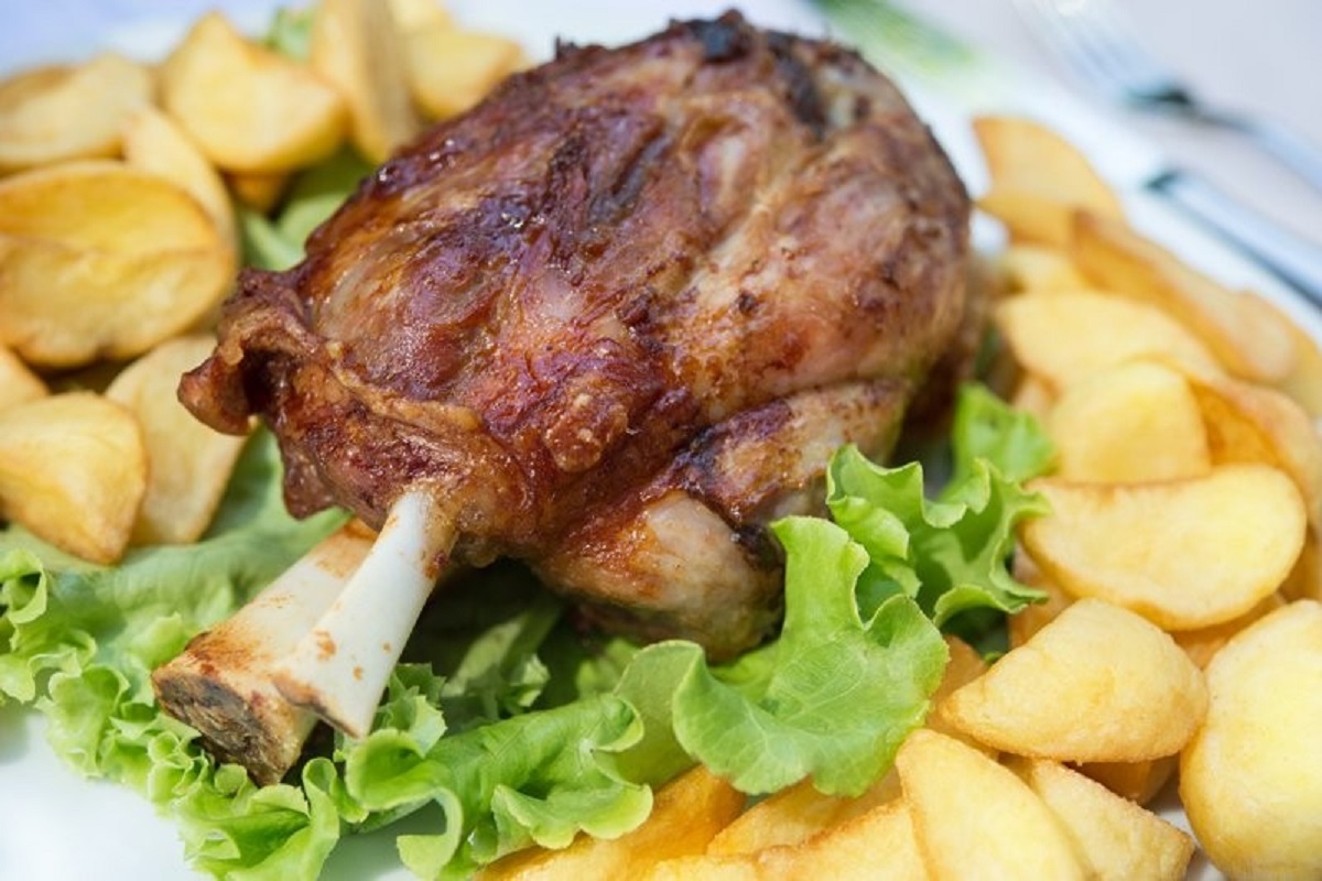 Stinco di maiale al forno