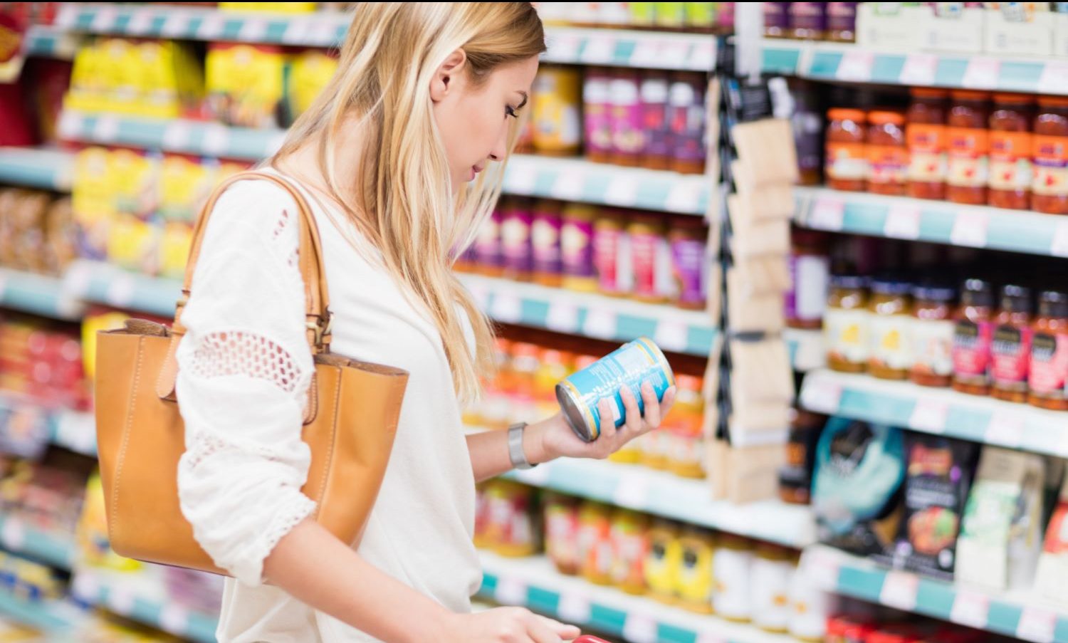 Etichette alimentari, sappiamo leggerle davvero? Gli errori più comuni e come evitarli