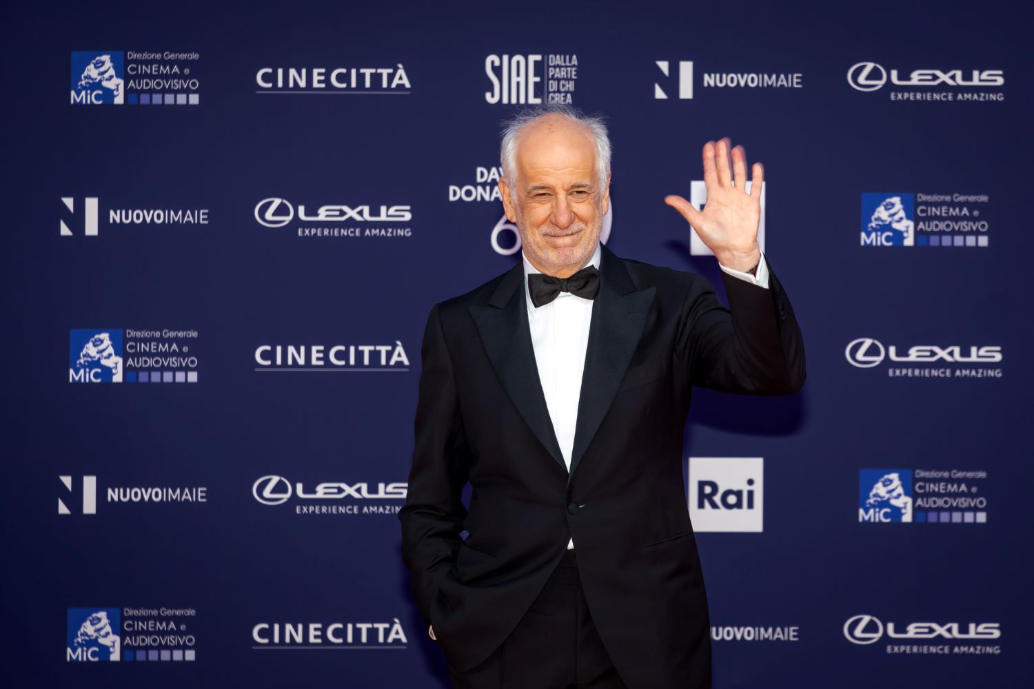 Toni Servillo, biografia, carriera, età, vita privata, moglie, figli