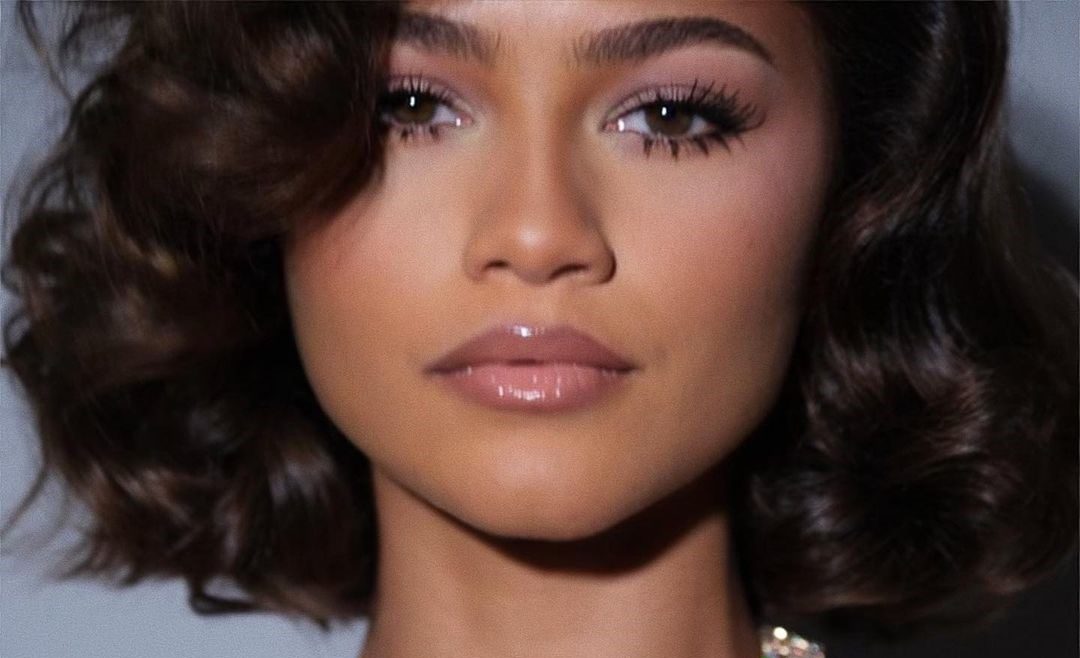 Stiletto lashes, come replicare il make-up ciglia delle star