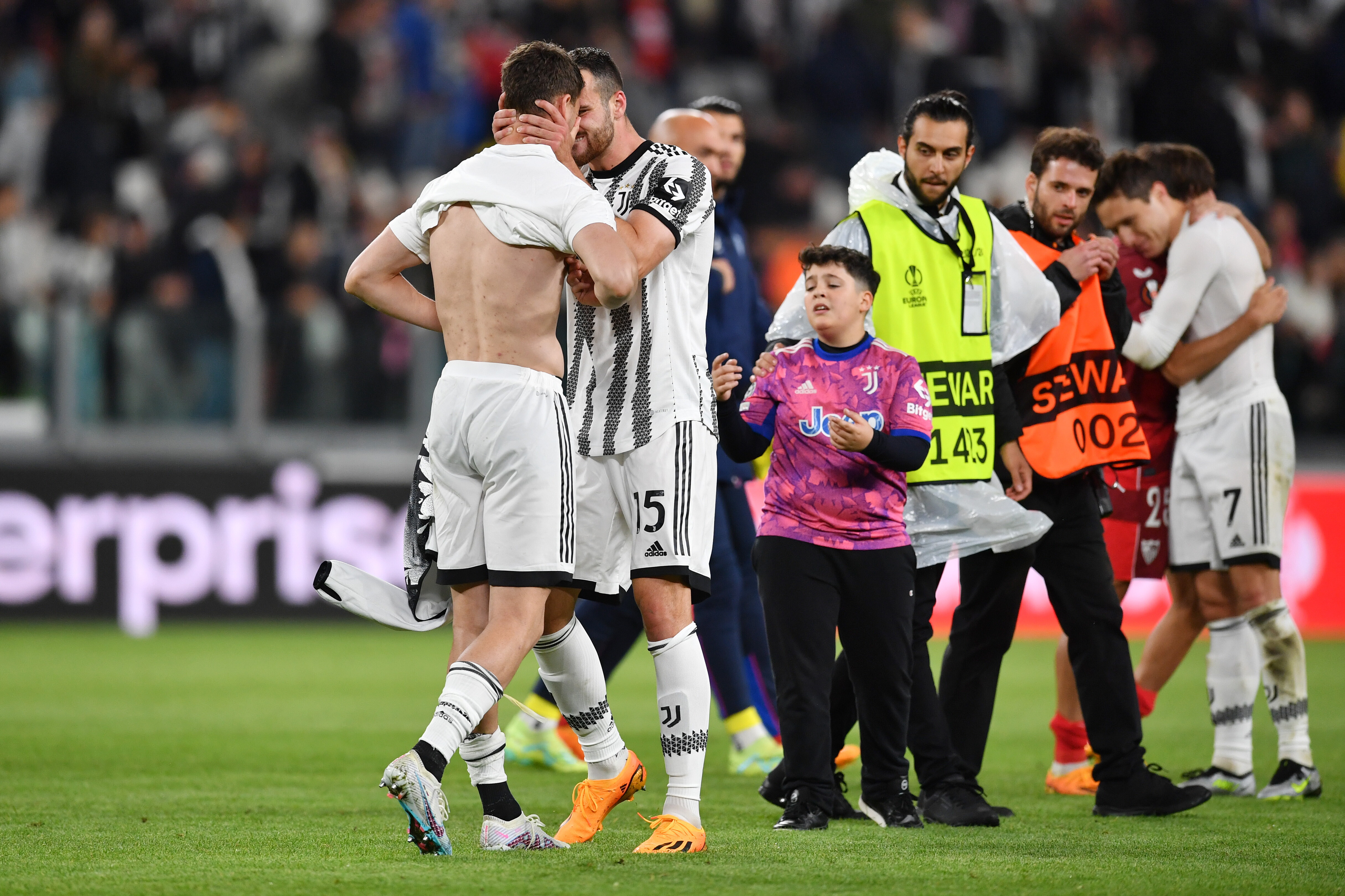 211738956-a199b3e2-3a94-47ae-92ae-021fff9b4fd9