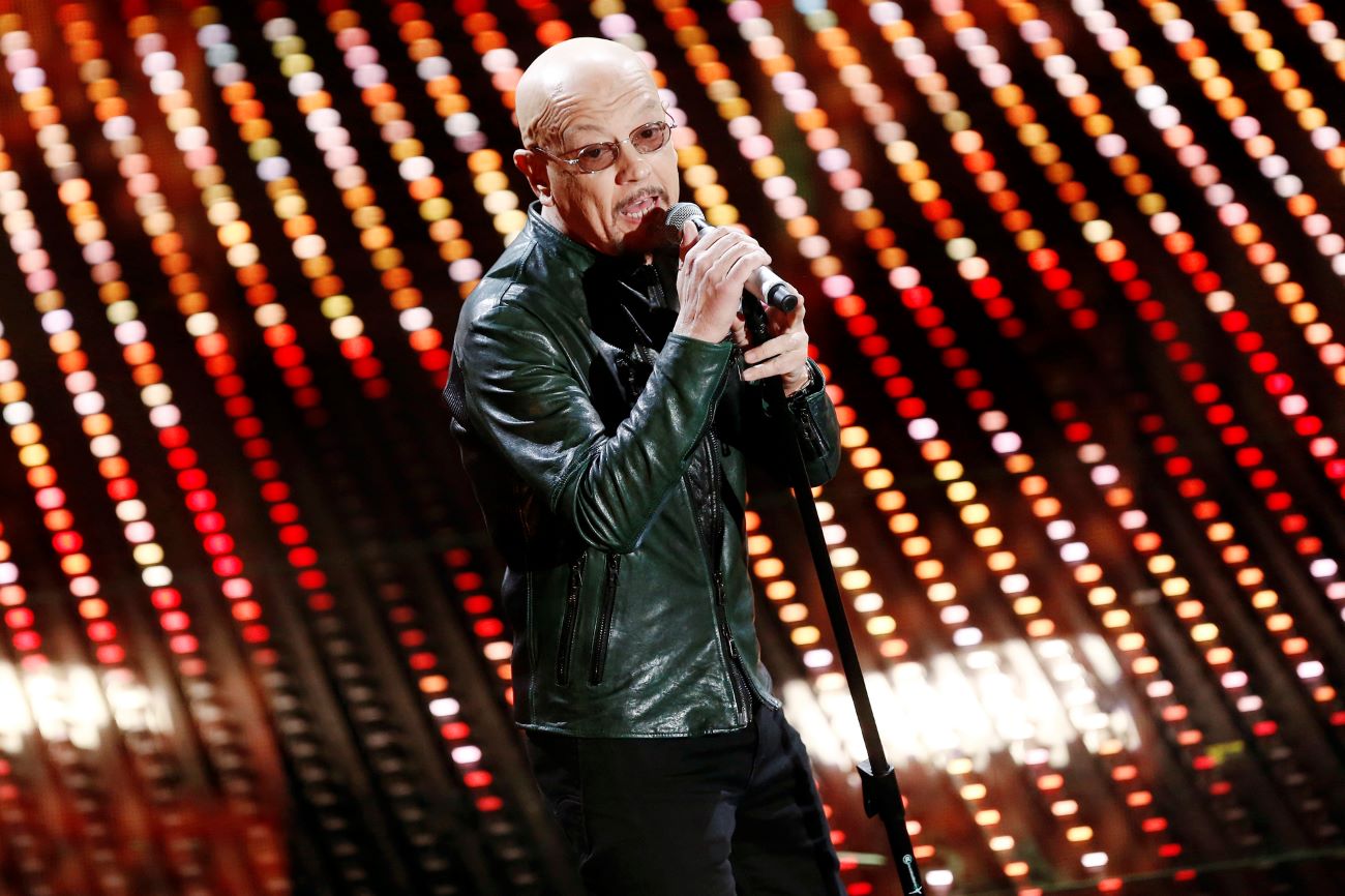 Enrico Ruggeri: "Mio è morto di depressione, non ha mai lavorato e ha dilapidato un patrimonio"