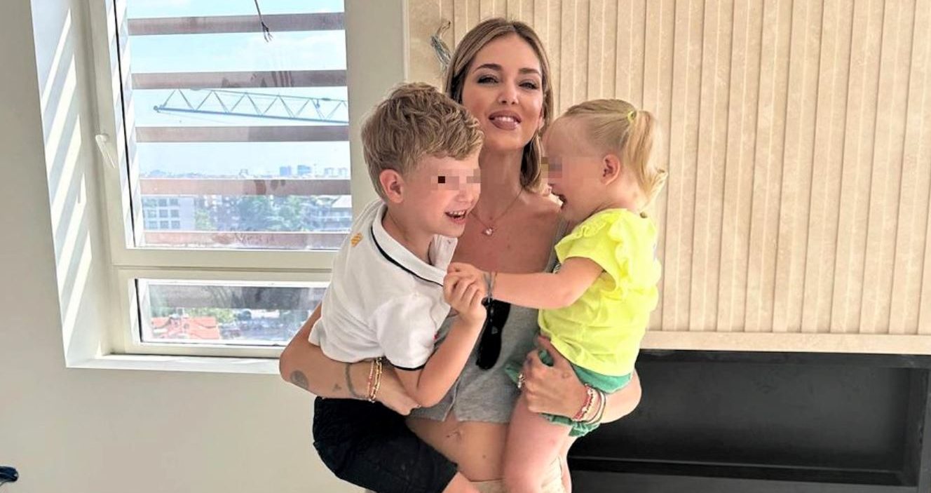 Chiara Ferragni con Leone e Vittoria nella nuova casa: "I bimbi hanno visto le loro stanze"