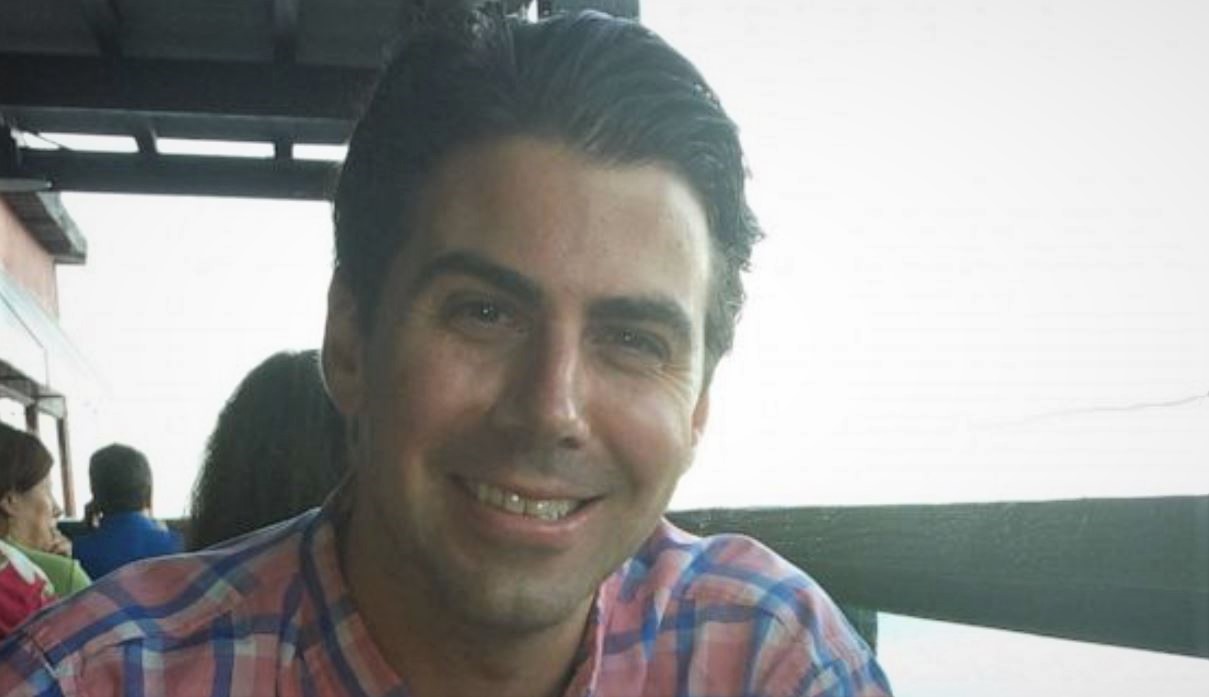 Sopravvissuto all'11 settembre, papà-eroe muore per salvare dei bimbi che stanno per annegare