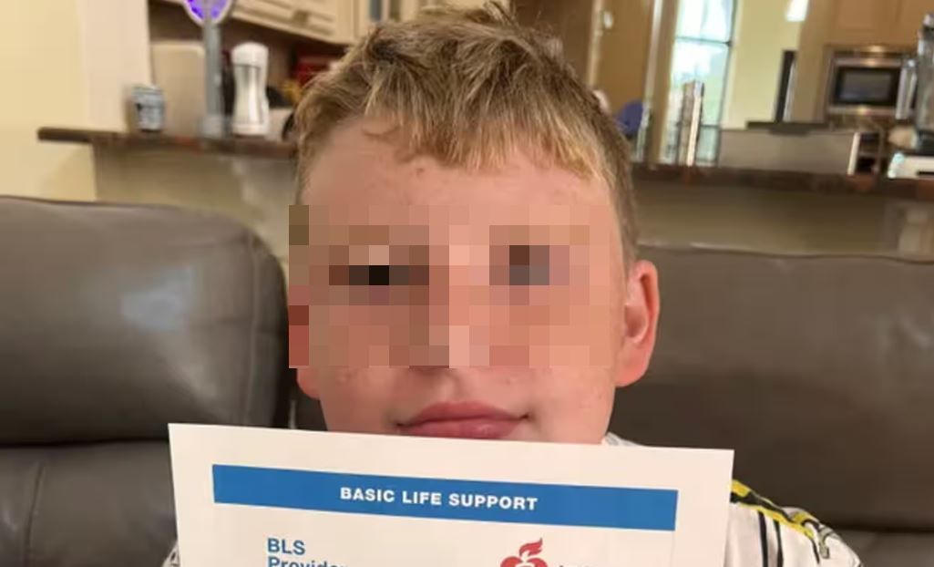 Ragazzino di 12 anni salva la vita a un uomo grazie a una tecnica vista in una serie tv