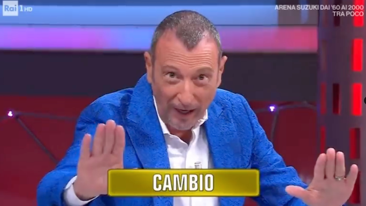 affari tuoi imbarazzo panza