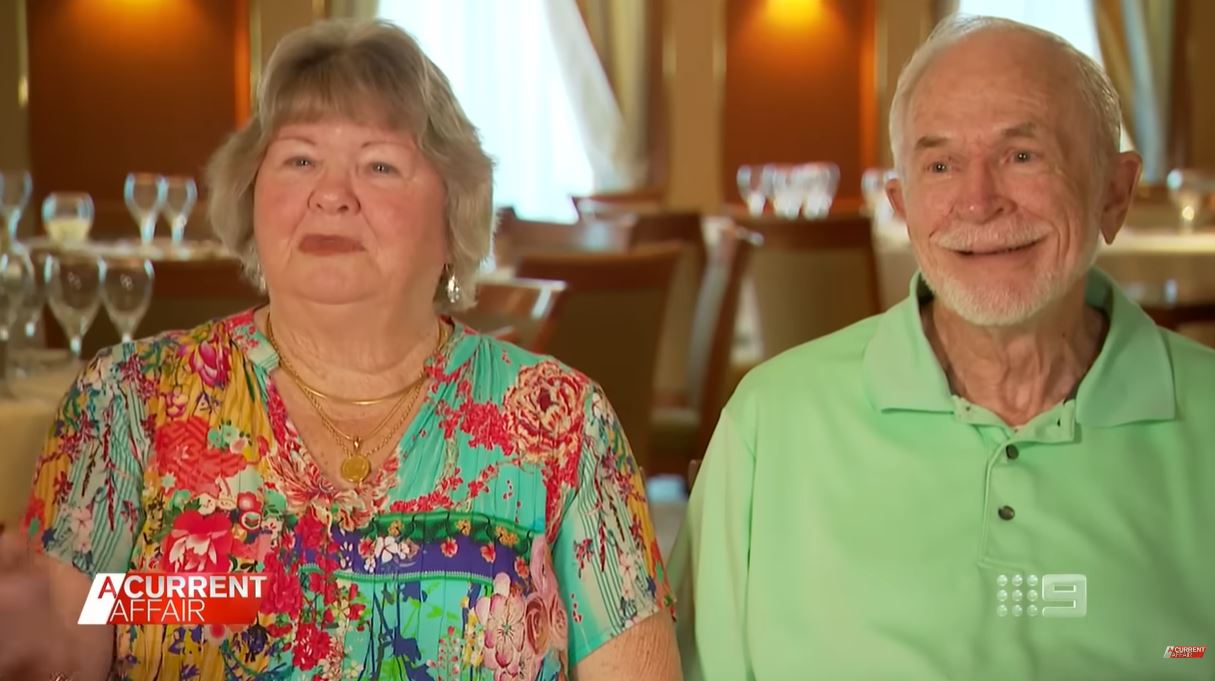 Coppia di pensionati prenota 51 crociere consecutive: "Ci costa meno della casa di riposo"