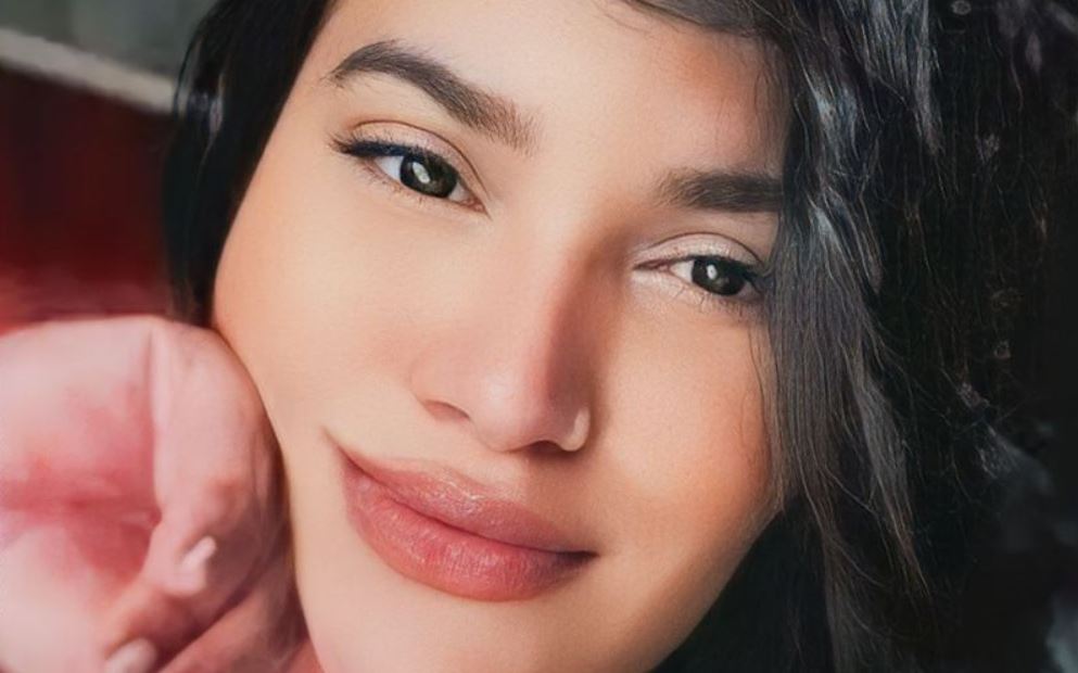 Cartomante le dice "Hai pochi giorni di vita" e le dà un cioccolatino, giovane mamma lo mangia e muore