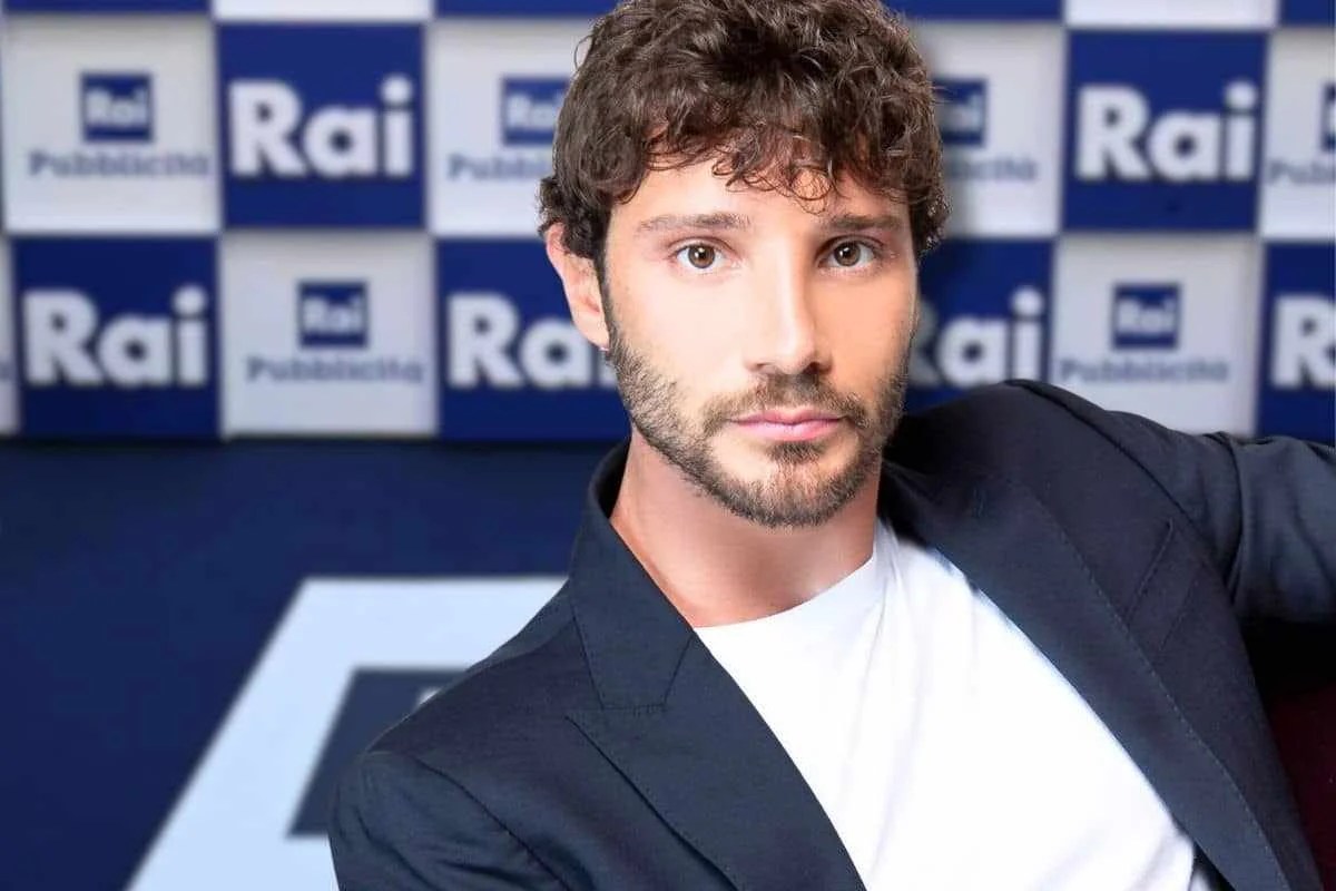 Stefano-De-Martino-conduttoee-affari-tuoi