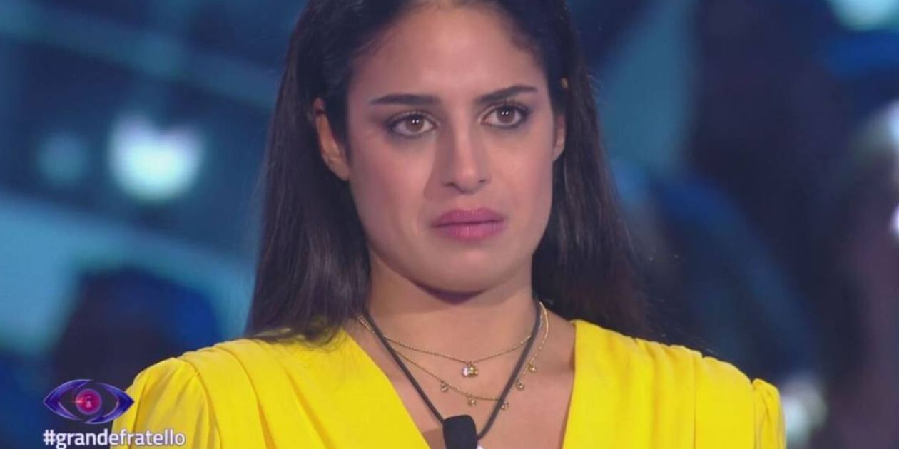 Perla Vatiero frecciata a Beatrice Luzzi