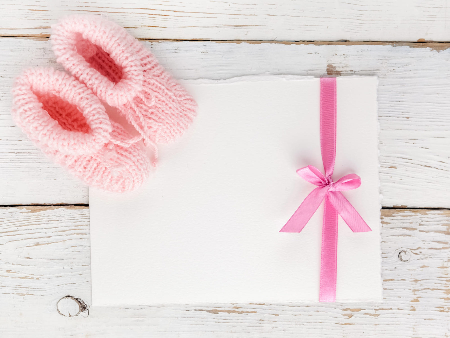 Depositphotos_fiocco e scarpette rosa