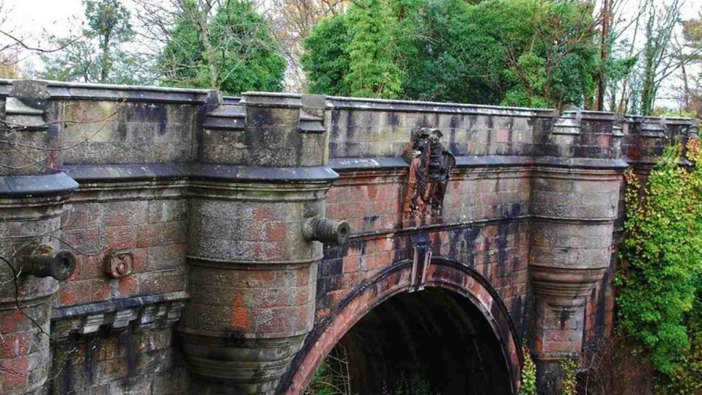 Ponte dei cani suicidi_Donnaclick