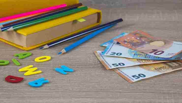 Bonus libri scolastici_Donnaclick