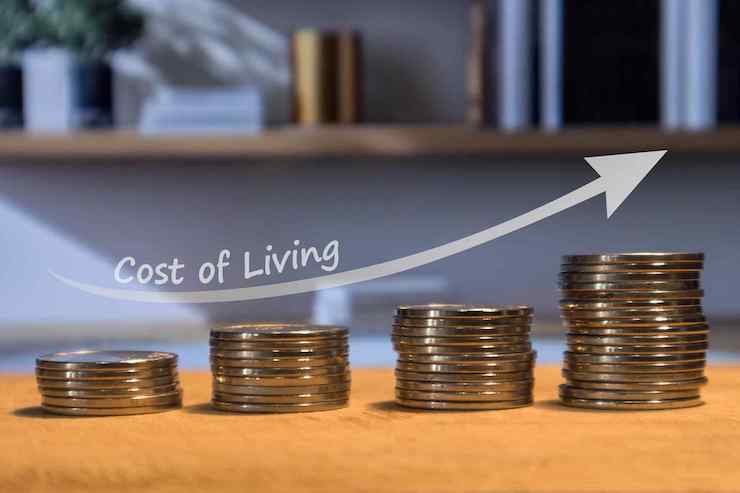 Aumento bollette luce e gas_Donnaclick 